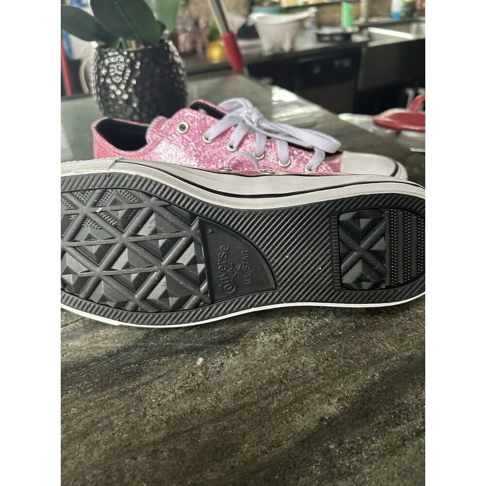 CONVERSE ALL STARS~PINK Sparkle Sz 6 Youth Women’s 7.5/ 8